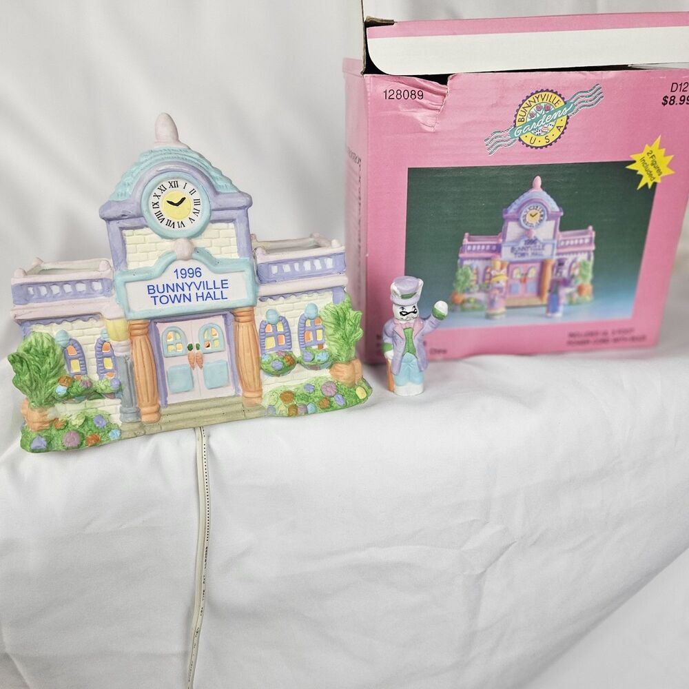 Bunnyville Gardens 1996 Bunnyville Town Hall With‎ 1 Figurine &box